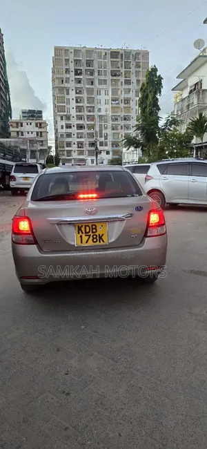 Toyota Axio 2015 Gray