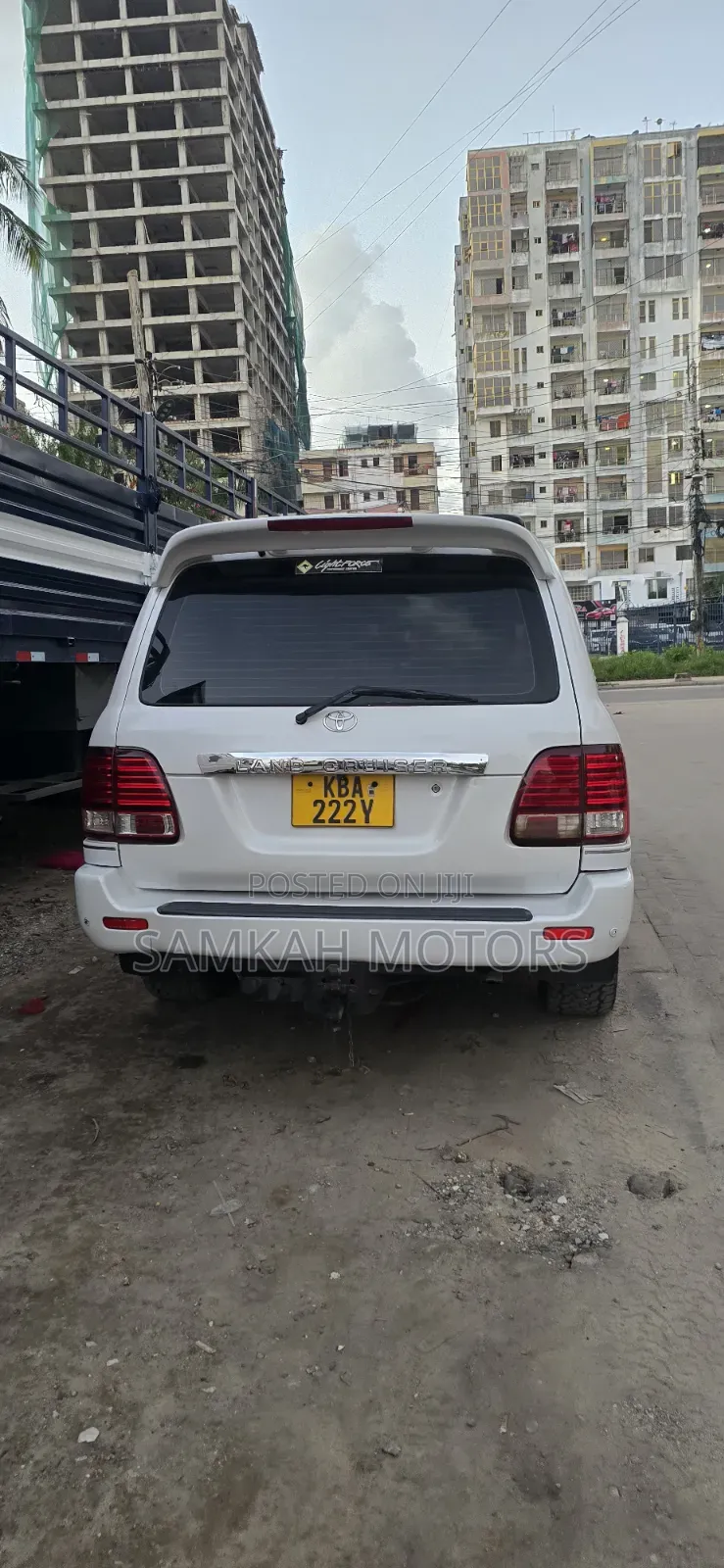 Toyota Land Cruiser 2009 White