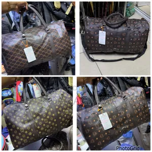 New Sleek Gym Bag/ Travel Duffle Bag
