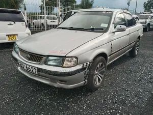 Nissan Sunny 2003 Silver