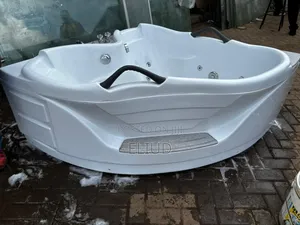 Corner Semi Circle Jacuzzi