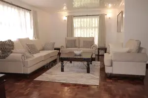 Stylish 5-Bedroom Airbnb Bungalow Near SGR Jkia