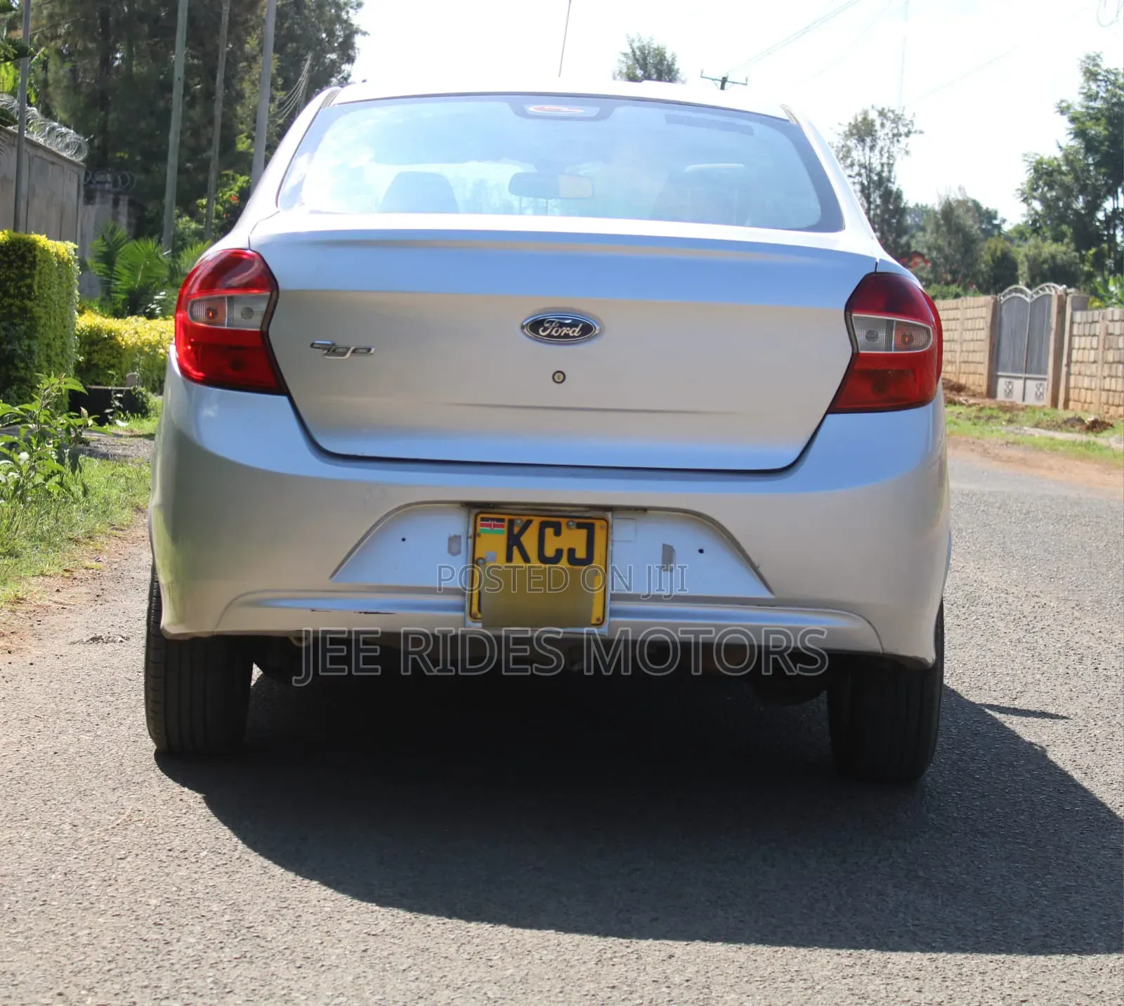 Ford Figo 2015 Silver