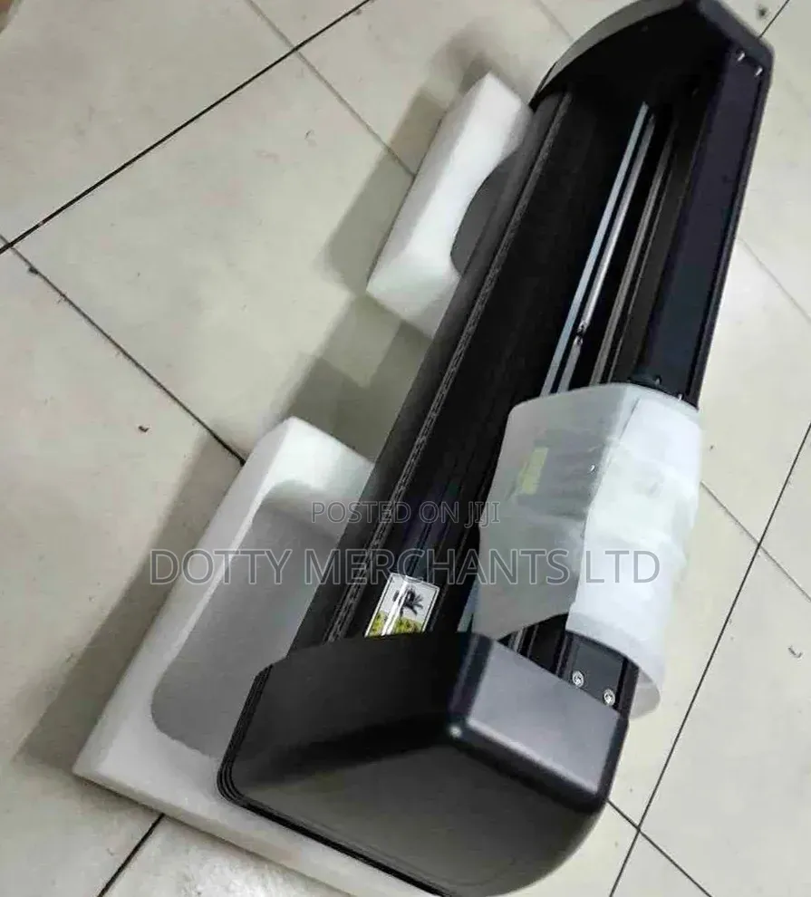 Cutting Plotter With Accessories
