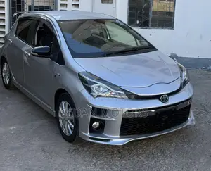 Toyota Vitz 2019 Silver