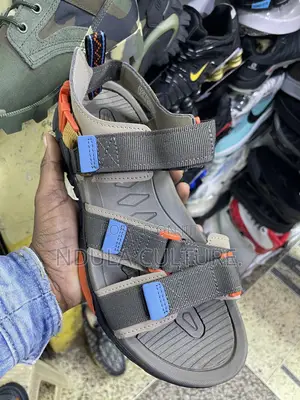 Men Open Shoes/Sandals