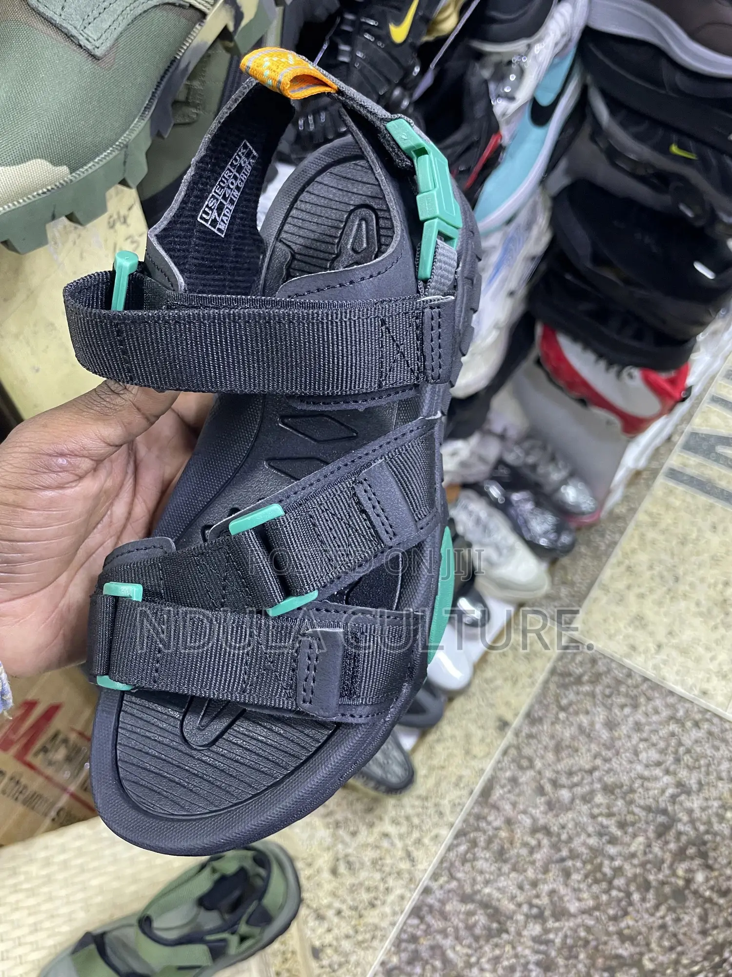 Men Open Shoes/Sandals
