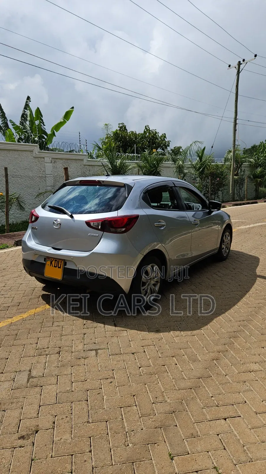 Mazda Demio 2018 Silver