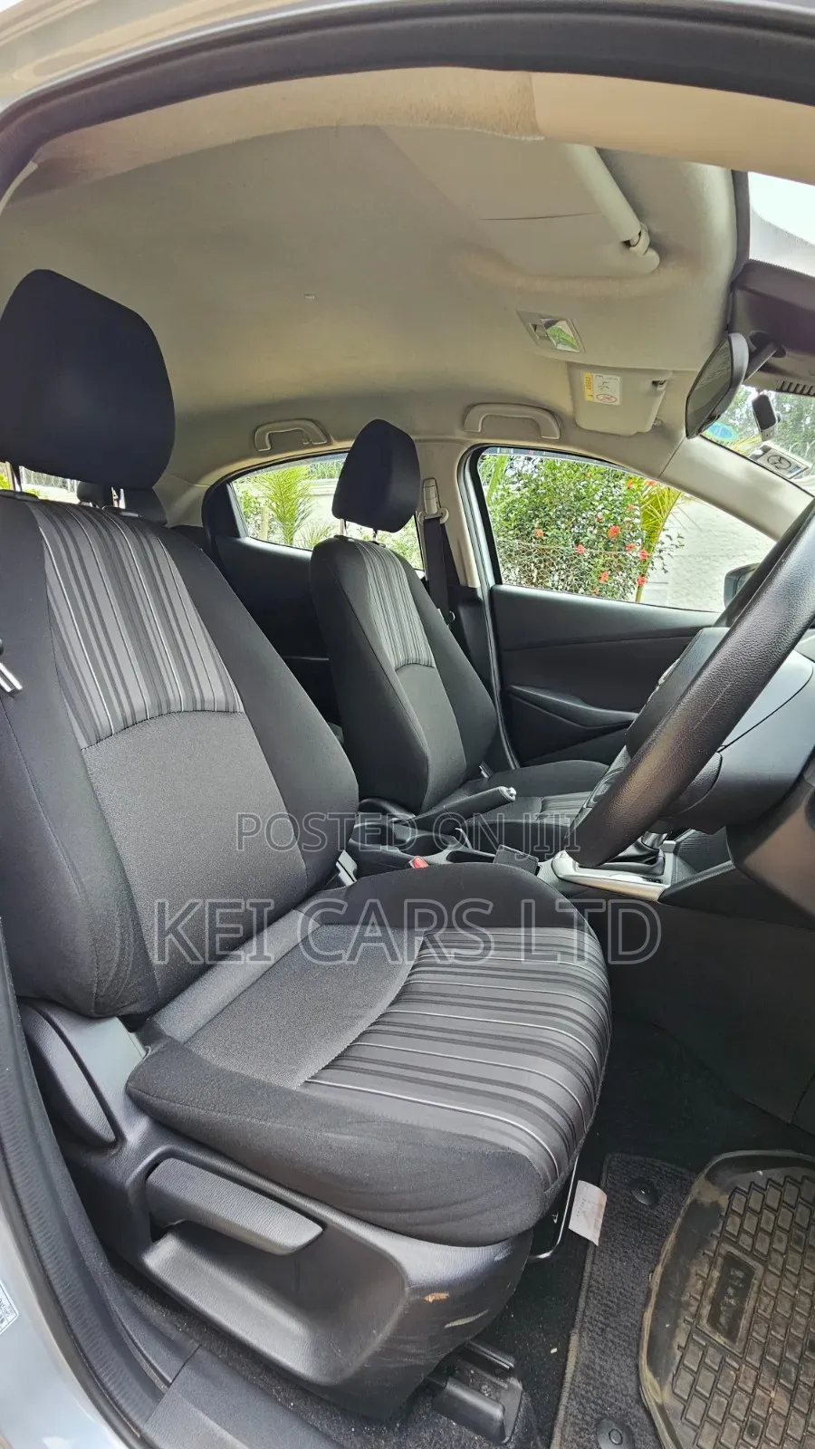 Mazda Demio 2018 Silver