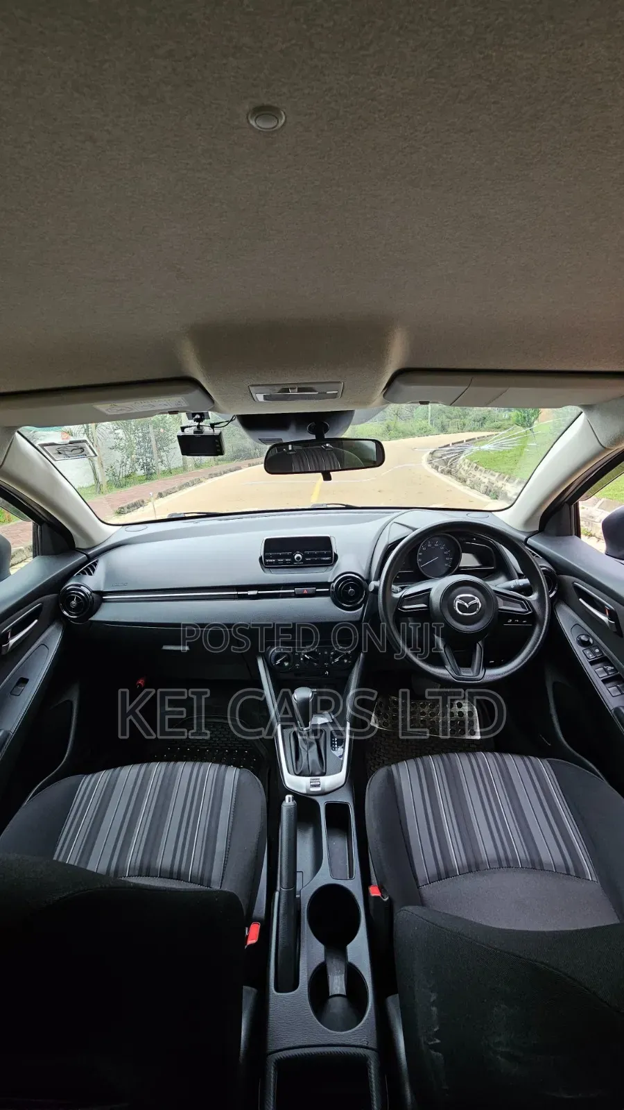 Mazda Demio 2018 Silver