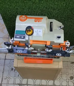 Quality Key Cutting Machine/ Affordable Electric Key Cutting Machine