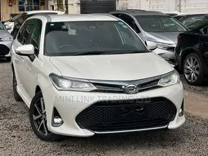 Toyota Corolla Fielder 1.5 Petrol FWD 2019 Pearl
