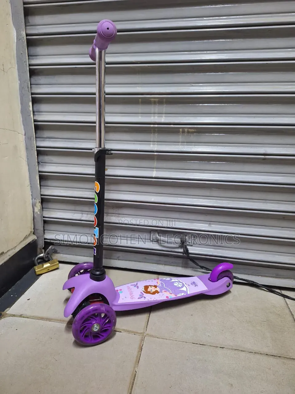 High Quality Foldable Scooter Adjustable Height With Led Lights