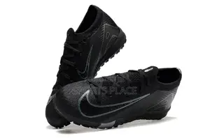 Black Air Zoom Trainers Kids Soccer Trainers Boots
