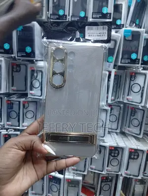 Luxury Faux-Leather Back Cover Case With a Built-in Metal