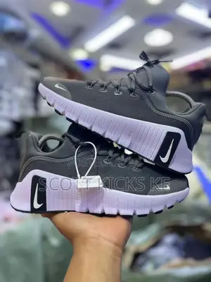 Nike Free Metcon Green Trainers