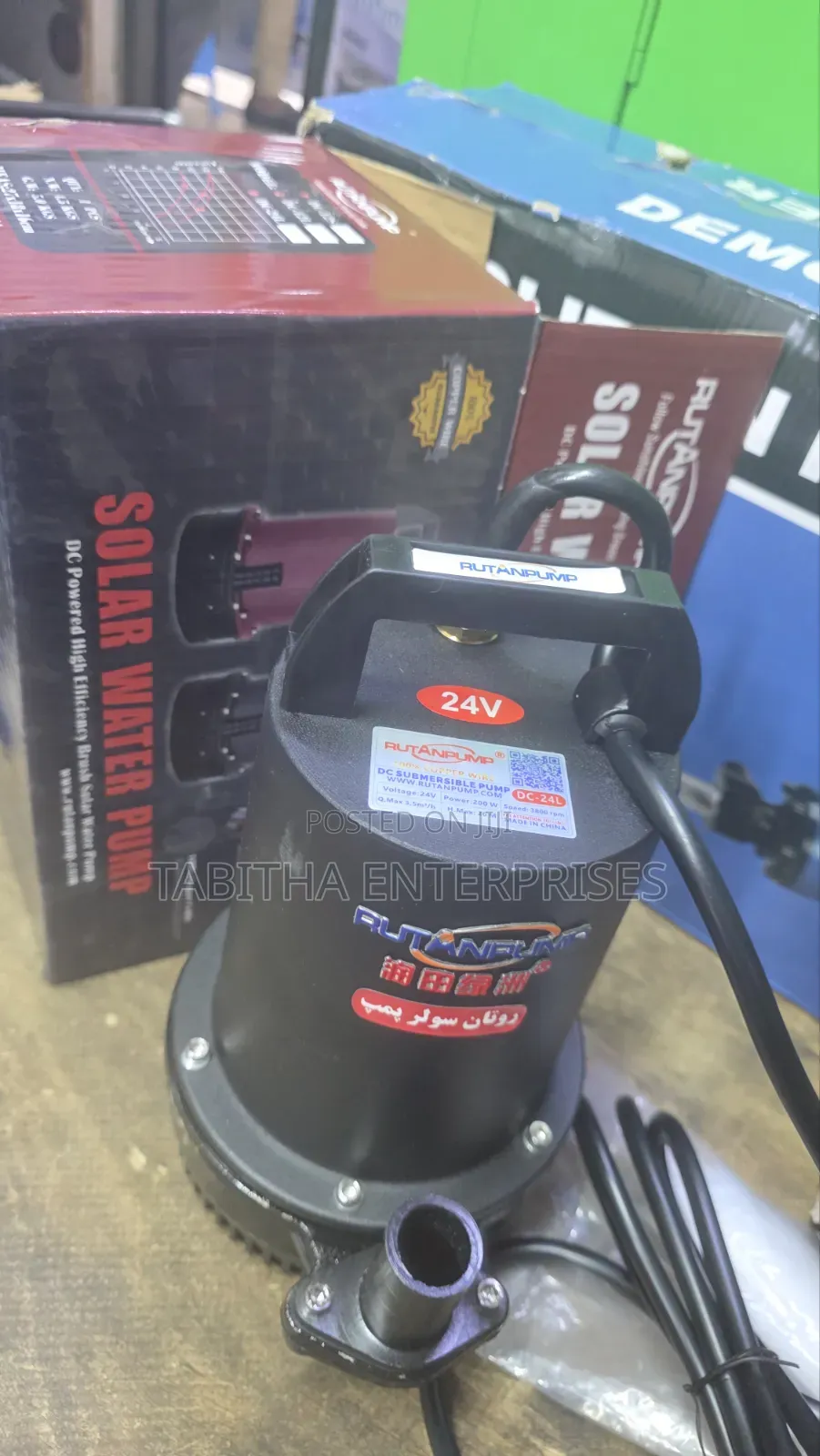 Solar Water Pump 24vts 200watts Panel