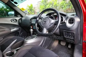 Nissan Juke 2017 Red