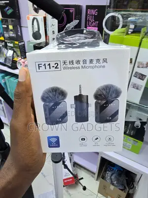 F11-2 Wireless Microphone for Vlogging Streaming Interview
