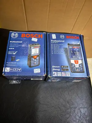Bosch GLM 40 Compact Distance Meter