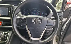 Toyota Noah 2019 Silver
