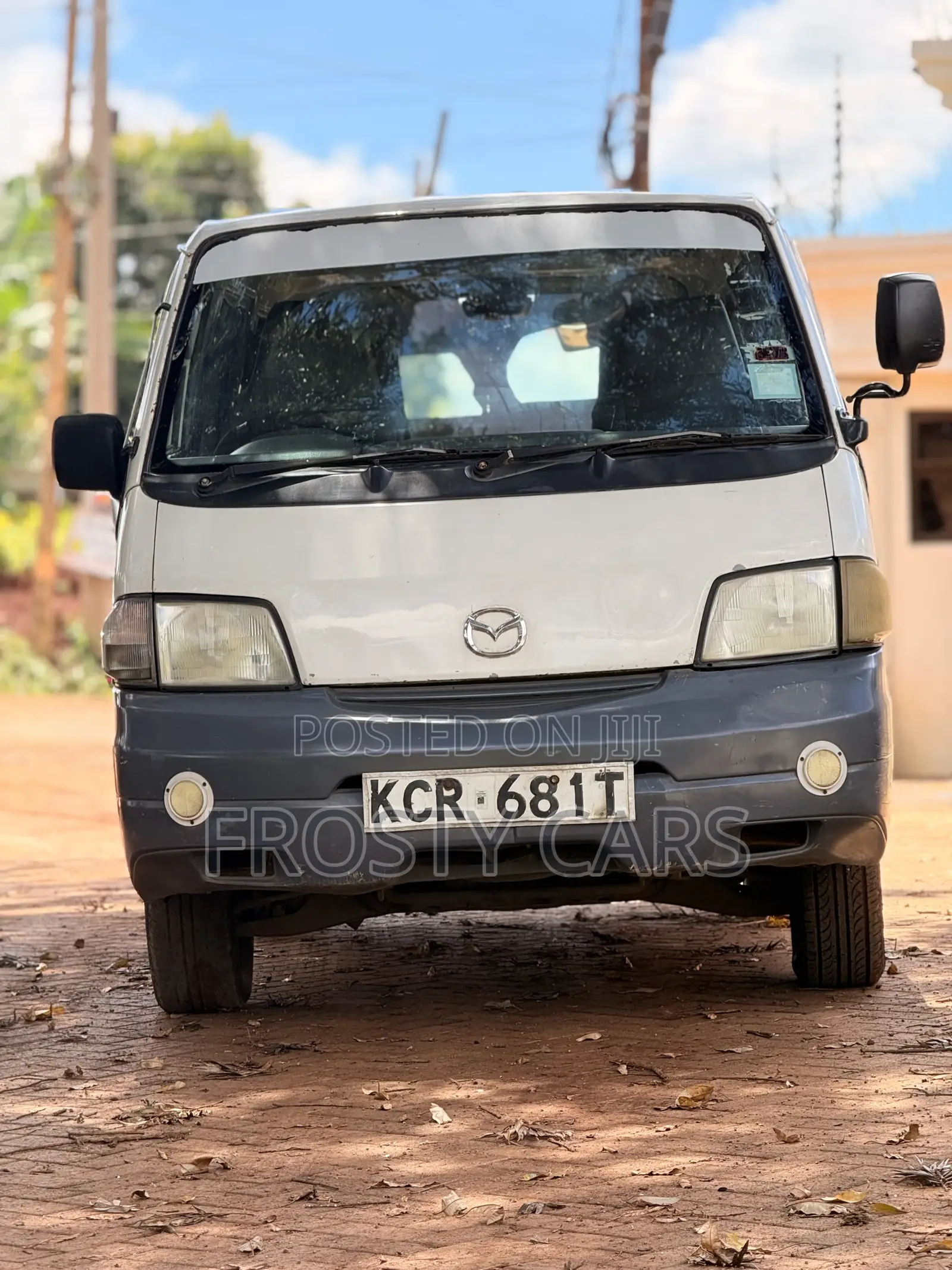 Mazda Bongo 2013 White