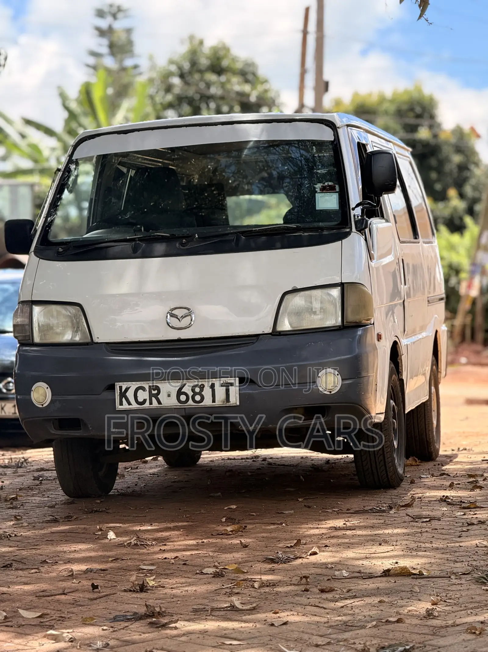 Mazda Bongo 2013 White