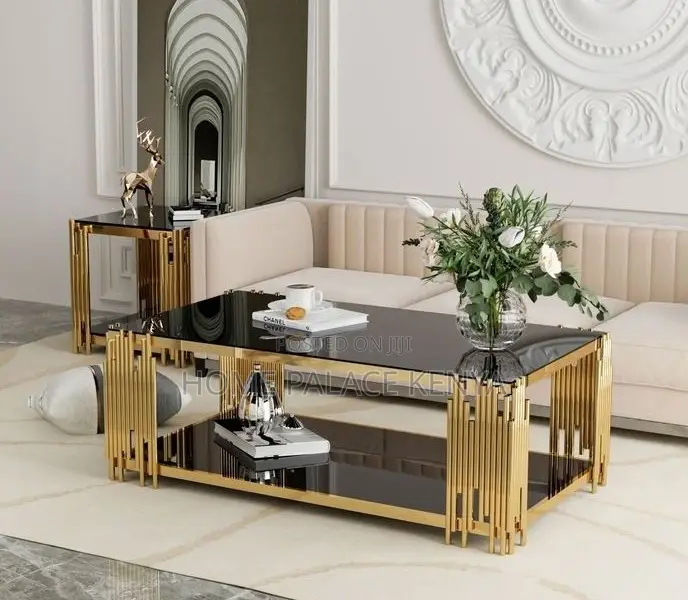 Coffee Table: Rectangle Coffee Table With Fluted Tempered Glass