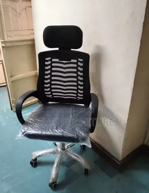 Office Adjustable Mid Back Headrest Chair