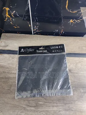 Smooth Surface for Precision Mouse Pad