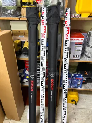 Portable Bosch Gr 500 Levelling Staff for Engineering Projects