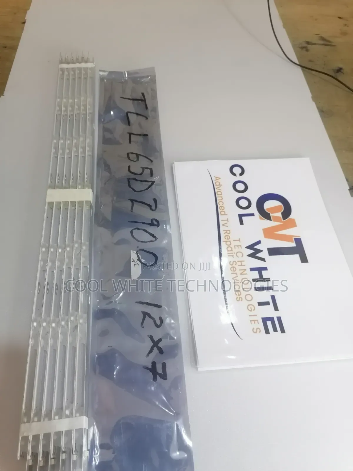 TCL 65d2900 Backlights