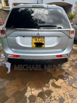 Mitsubishi Outlander 2013 Gray