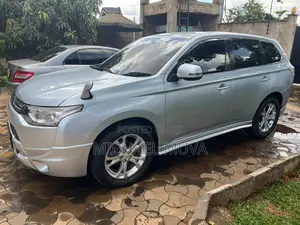 Mitsubishi Outlander 2013 Gray
