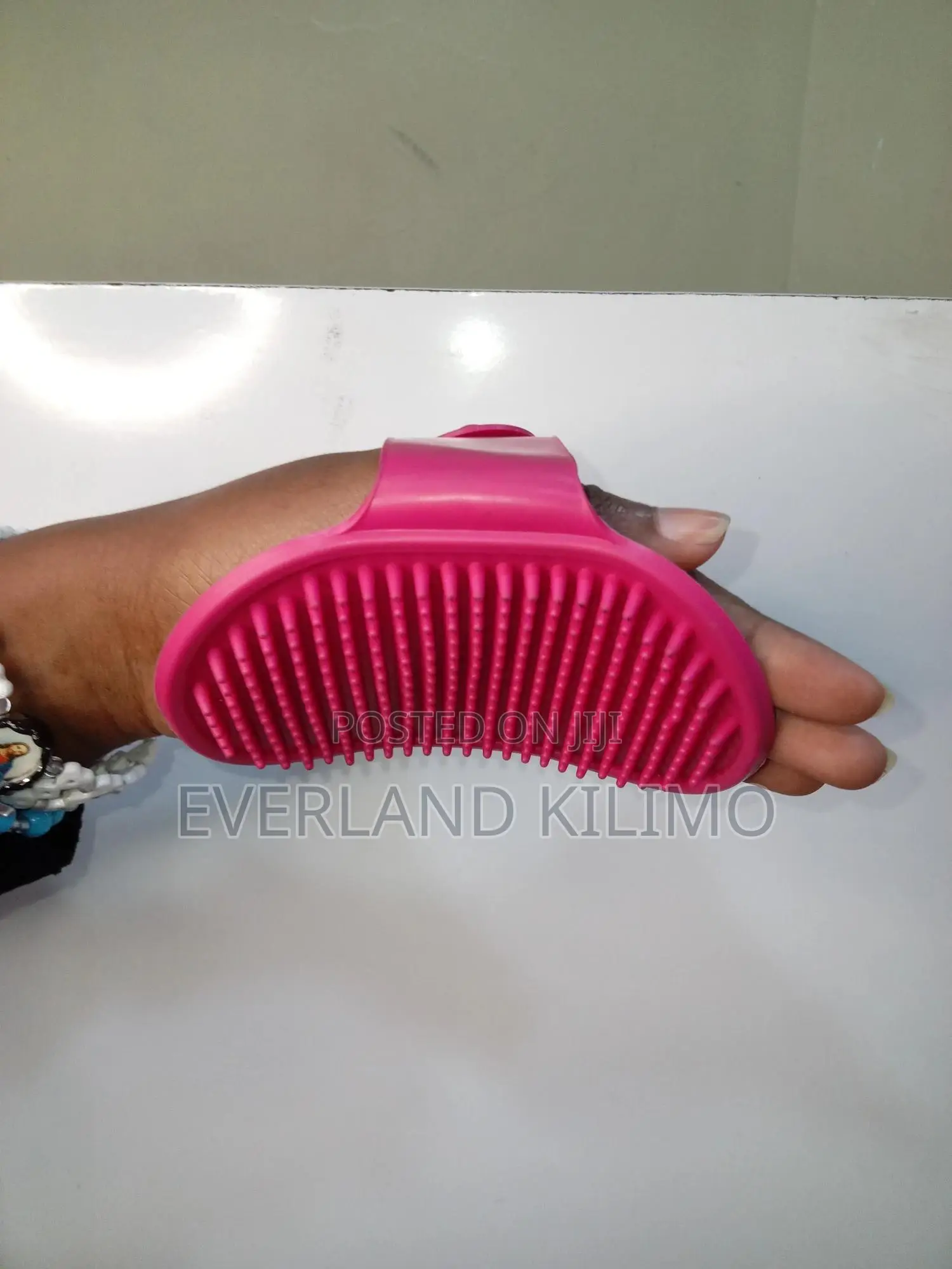 Pink Pet Brush - Detangles