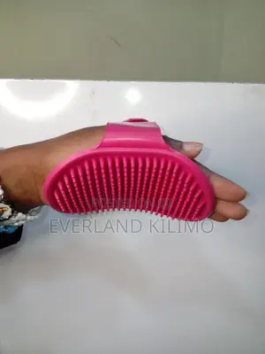 Pink Pet Brush - Detangles