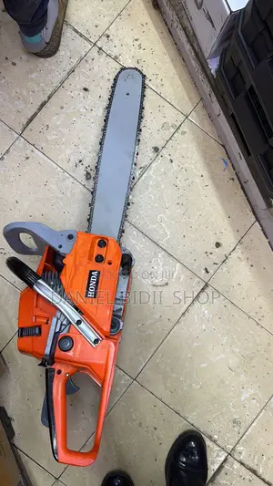 Honda Petrol Powersaw 21inch