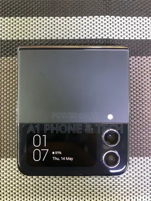Samsung Galaxy Z Flip4 256 GB Black