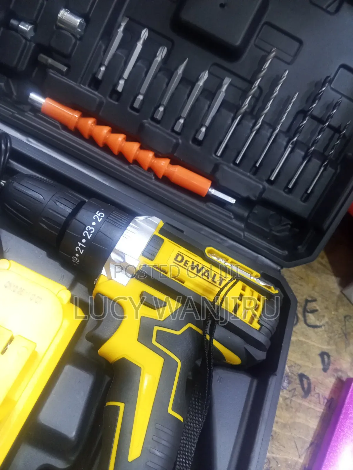 Powerful Cordless Grinder