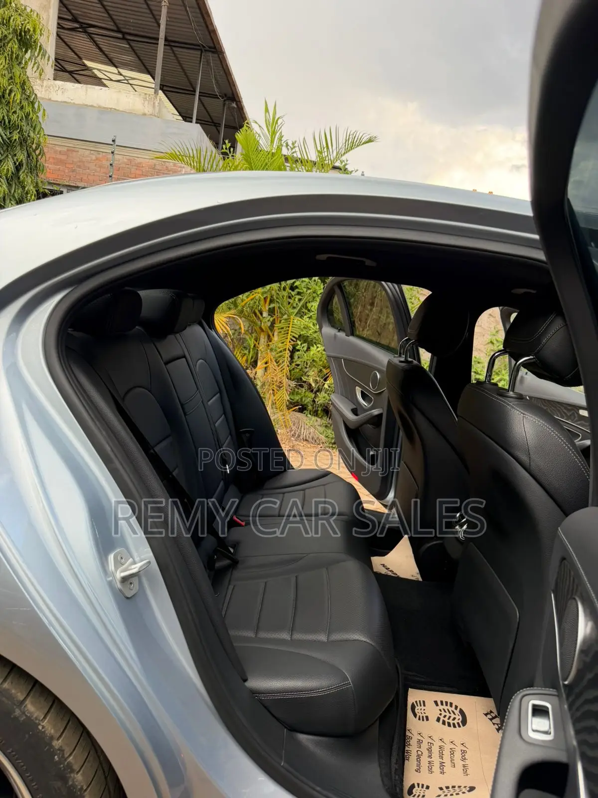 Mercedes-Benz C200 2017 Gray