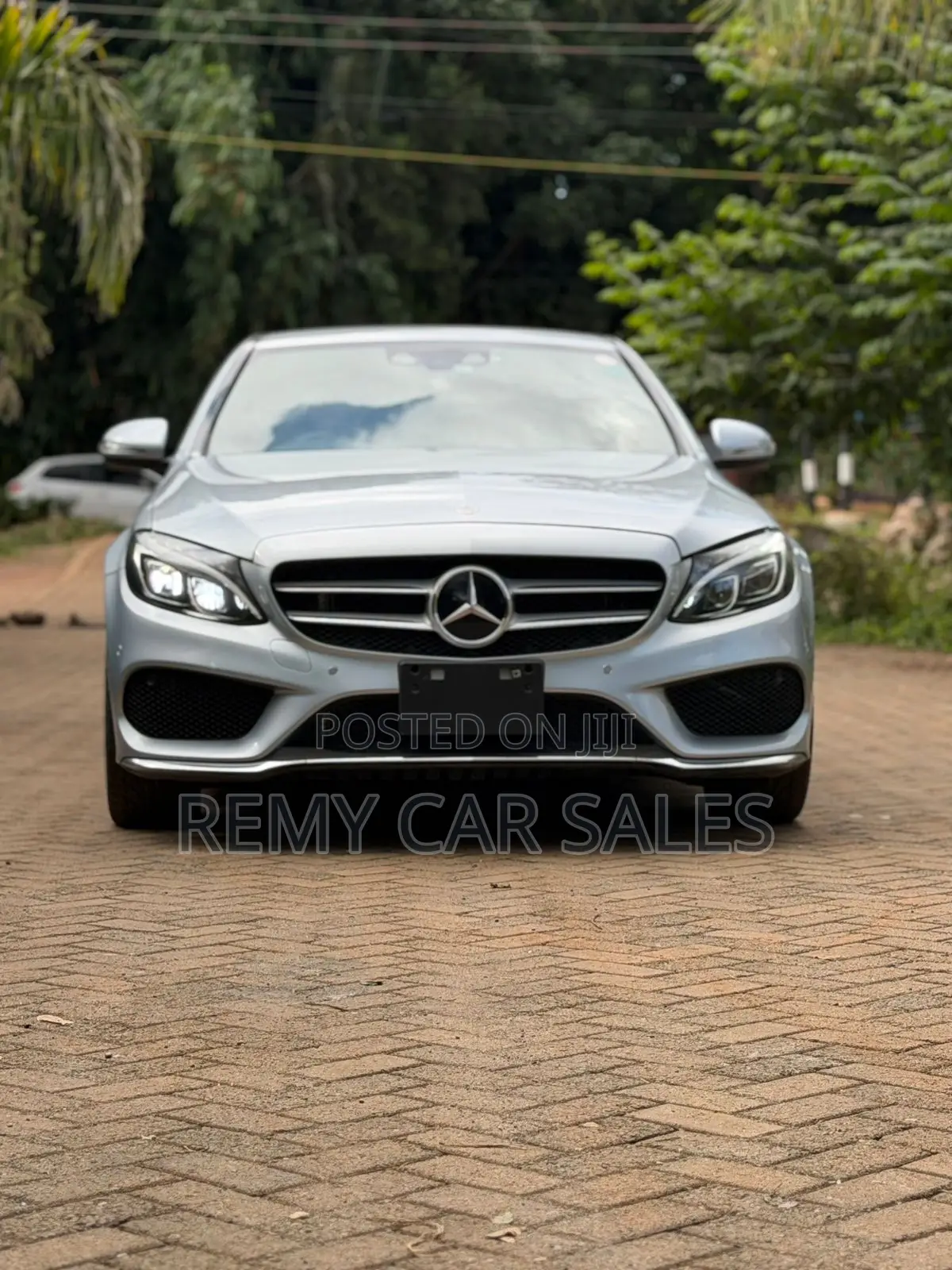 Mercedes-Benz C200 2017 Gray