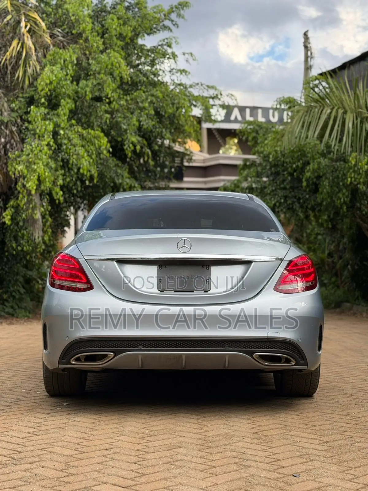 Mercedes-Benz C200 2017 Gray