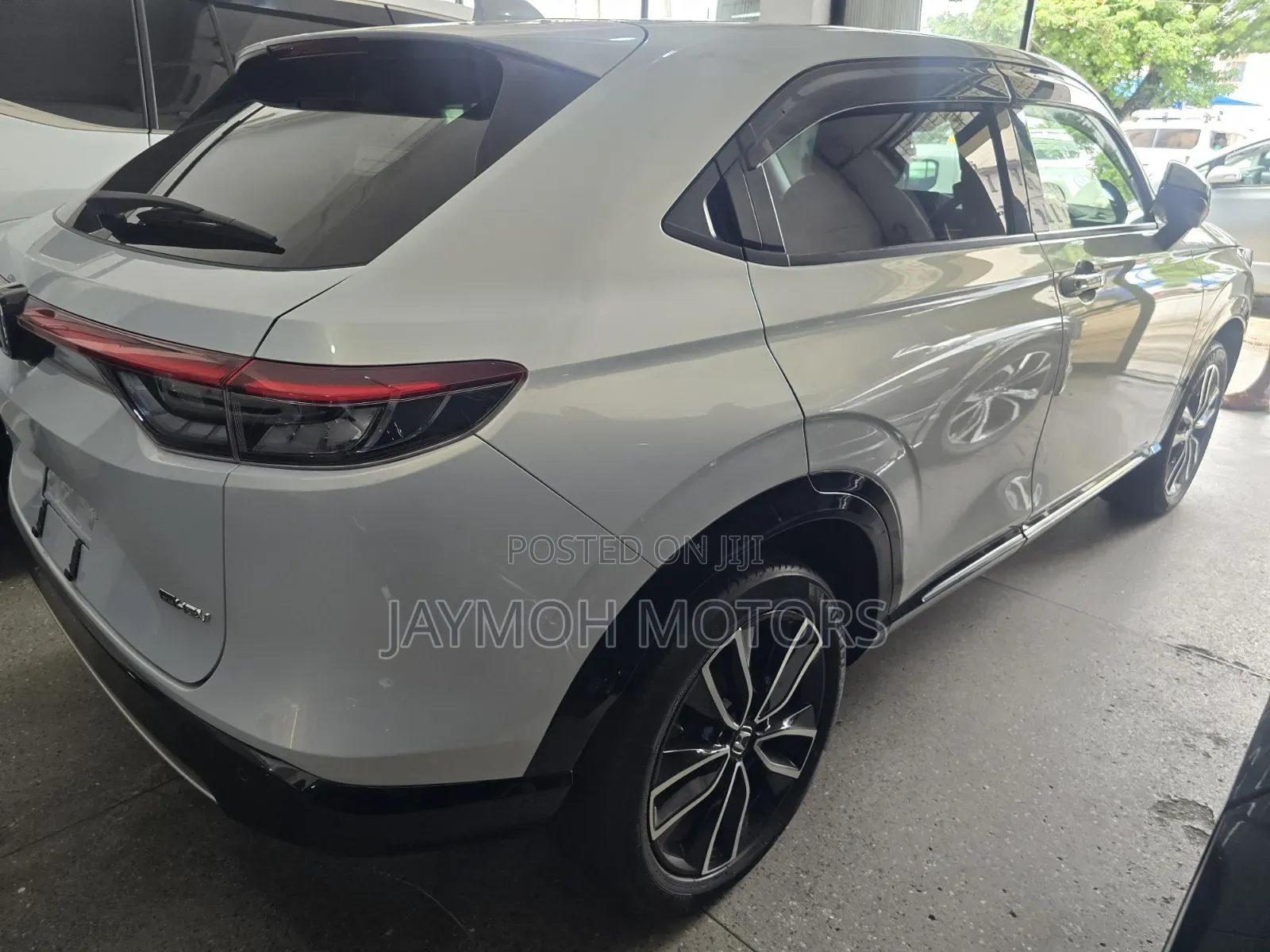 Honda Vezel 2022 White