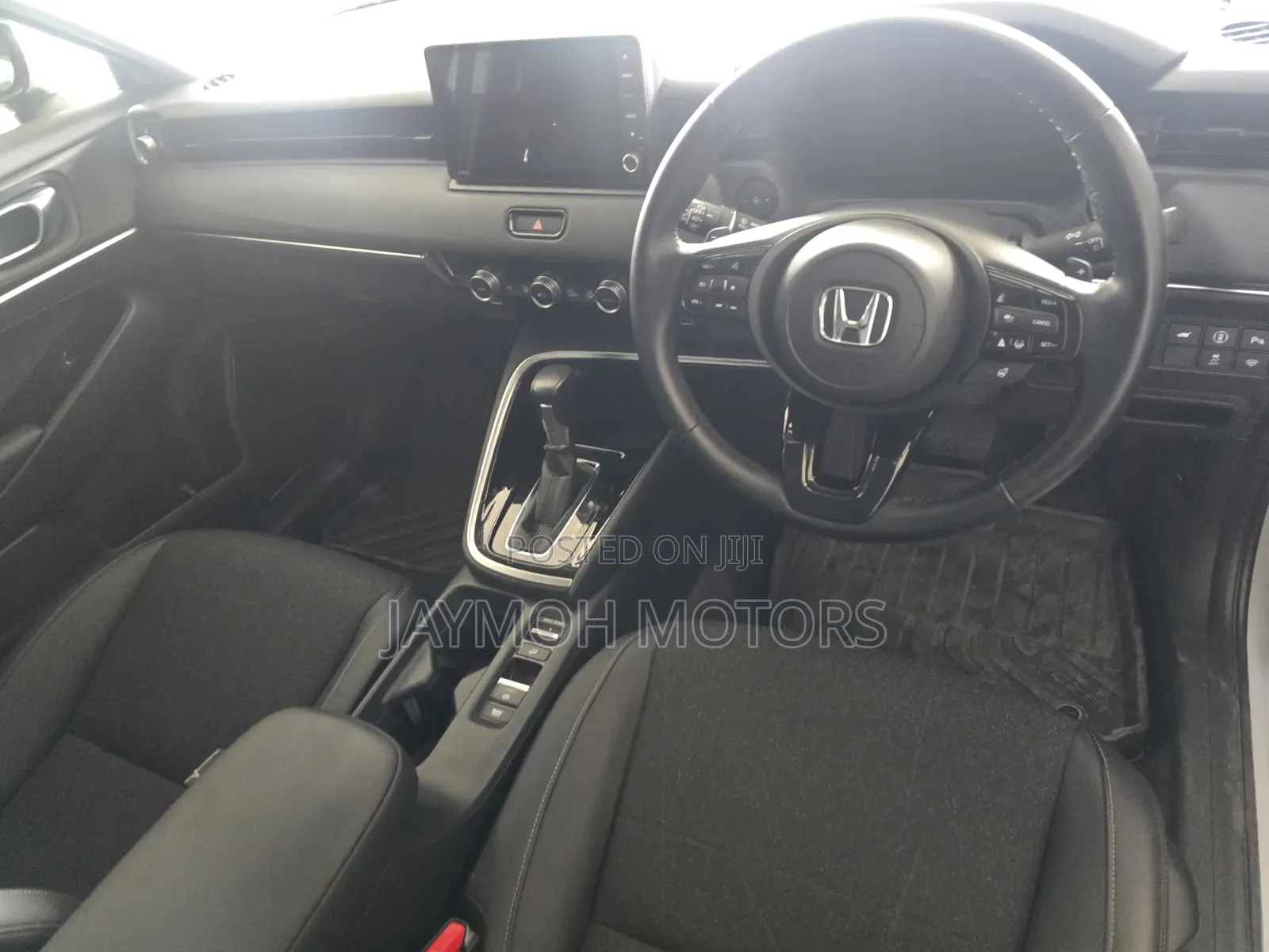 Honda Vezel 2022 White