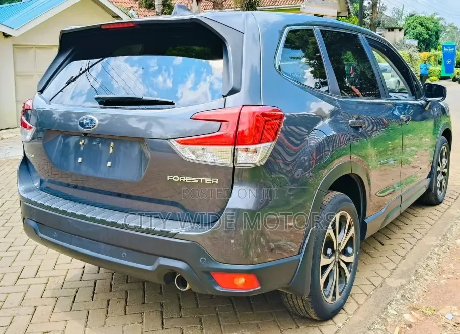 Subaru Forester 2020 Gray
