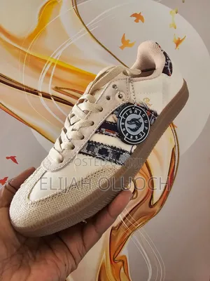 Adidas Samba Consortium Cup
Quality   
Sizes 37-43