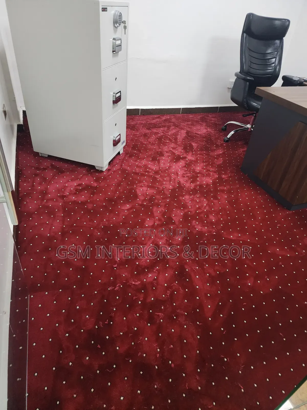 Executive Office Carpets With Free Installation Cost