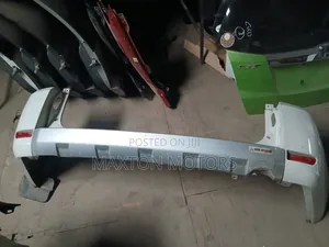 Mitsubishi Delica D5 Rear Bumper (3pcs)