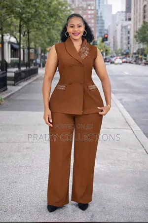 Good Quality Sleeveless 2pc Suit