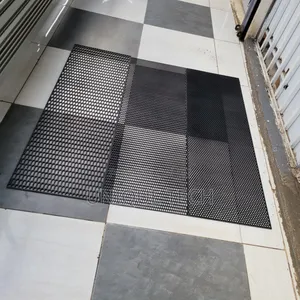 Universal Plastic Grill Mesh
